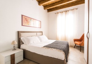 Santa Cecilia Luxury Apartment 2A by Wonderful Italy