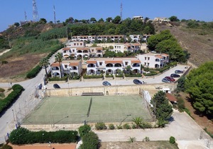 Sea Front Apartment 5 beds with balcony 250 meters from the beach
