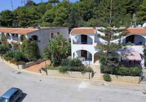 Sea Front Apartment 4 beds with balcony 250 meters from the beach