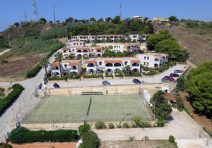 Sea Front Apartment 5 beds with balcony 250 meters from the beach