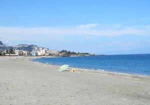 Seafront 2-Bedrooms Apartment With Perfect View Over The Sea&etna!