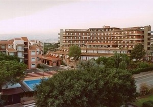 Seafront 2-Rooms Apartment With Perfect View Over the Sea and Etna