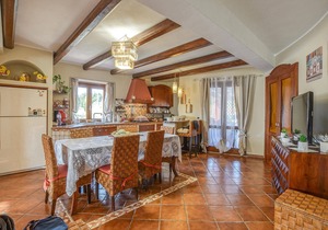Sophisticated holiday home in classic Italian style.
