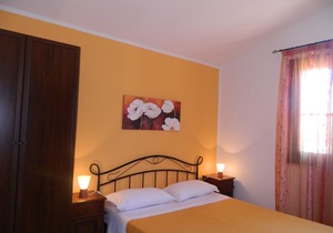 SPRING-OFFER, in villa with garden and sea view