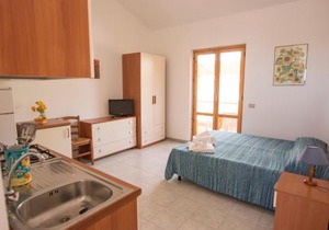 Studio 200 meters from the sea, wifi, self catering
