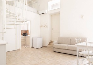 Studio Dione 130 by Wonderful Italy