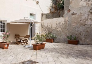 Studio Dione 130 by Wonderful Italy