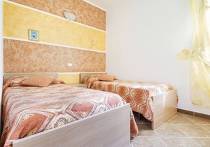 Triple Room with Terrace 2nd floor Via S.Cipolla 3
