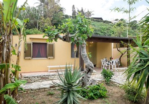 TWO-ROOMED FEDERICA RESIDENCE