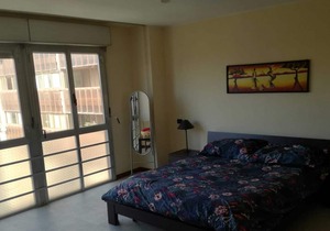 Via Dogali center two-room apartment in Piazza Cairoli