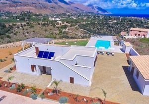Villa Etesiae