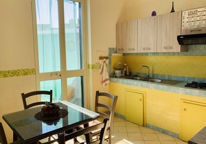 Villa in San Lorenzo just 5 meters from the golden beach and crystal clear sea.