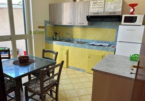Villa in San Lorenzo just 5 meters from the golden beach and crystal clear sea.