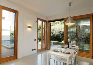 Villa Maria, beautiful and modern villa next to th
