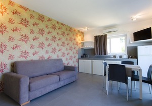 VILLA ZAGARA GARDEN Seaview apartment with pool