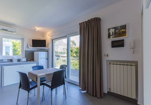 VILLA ZAGARA GARDEN Seaview apartment with pool