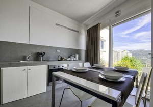 VILLA ZAGARA GARDEN Sea view Apartment with pool and private garden