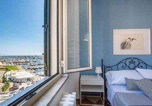 Vista mare sulla Cala by Wonderful Italy