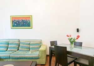 Vittorio Emanuele & Via Roma Colorful Apartment