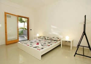 Whole Modern Villa with Pool and Near the Sea