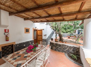 Salina Aeolian Islands Meters The Sea | Leni