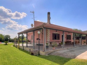 Villa Sally | Syracuse