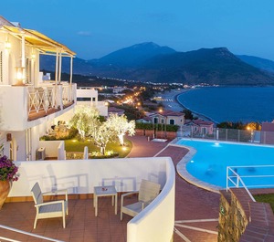 Terrace Metres Beach 