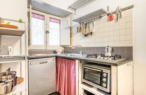 Old Town Apartment | 100 m² Apartment ∙ 1 bedroom ∙ 3 guests