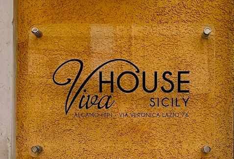 Alcamo Historic Center Apartment | 100 m² Apartment ∙ 3 bedrooms ∙ 6 guests