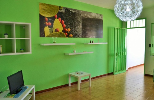 Balestrate Apartment | 100 m² Apartment ∙ 2 bedrooms ∙ 6 guests