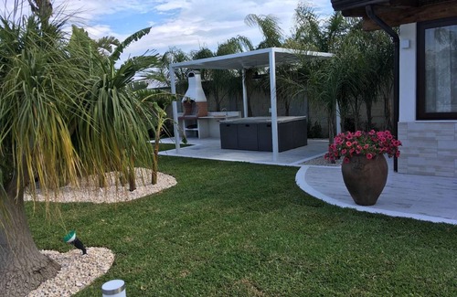 Calatabiano House | 100 m² House ∙ 2 bedrooms ∙ 6 guests
