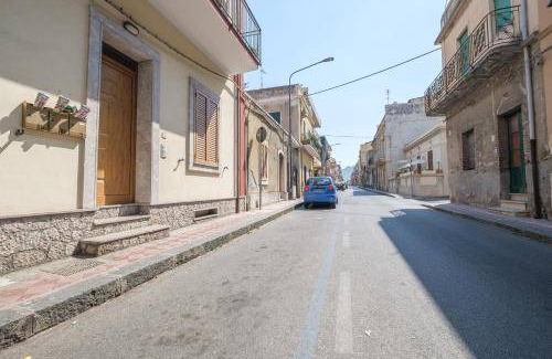 Santa Teresa di Riva House | 100 m² House ∙ 3 bedrooms ∙ 6 guests