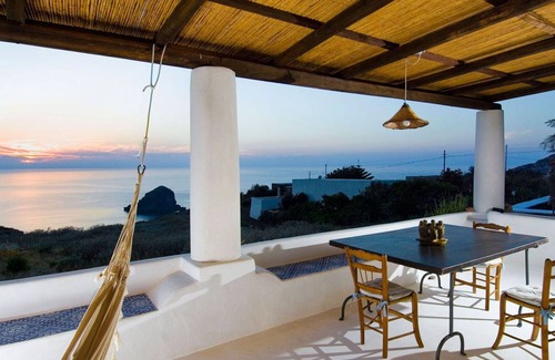Pollara Villa | 100 m² Villa ∙ 2 bedrooms ∙ 4 guests