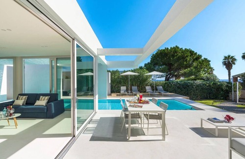 Punta Milocca Villa | 100 m² Villa ∙ 2 bedrooms ∙ 4 guests
