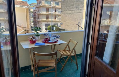 Casteldaccia Apartment | 102 m² Apartment ∙ 2 bedrooms ∙ 4 guests