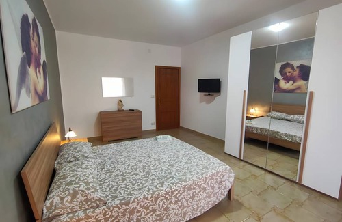 Barrafranca Apartment | 105 m² Apartment ∙ 3 bedrooms ∙ 6 guests