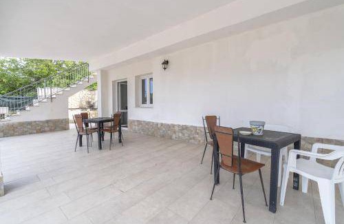 Fanusa House | 105 m² House ∙ 3 bedrooms ∙ 11 guests