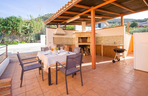 Altavilla Milicia House | 110 m² House ∙ 4 bedrooms ∙ 10 guests
