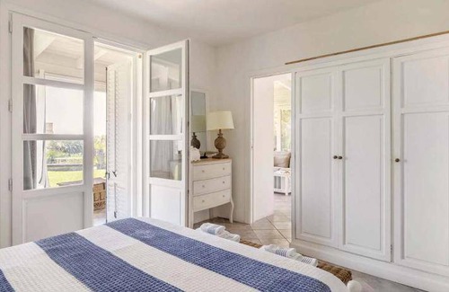 Favignana Villa | 110 m² Villa ∙ 3 bedrooms ∙ 6 guests