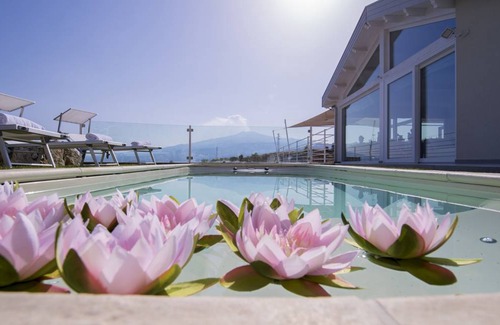 Giardini Naxos Villa | 110 m² Villa ∙ 3 bedrooms ∙ 6 guests