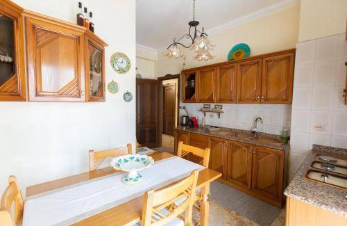 Favara Apartment | 120 m² Apartment ∙ 1 bedroom ∙ 5 guests