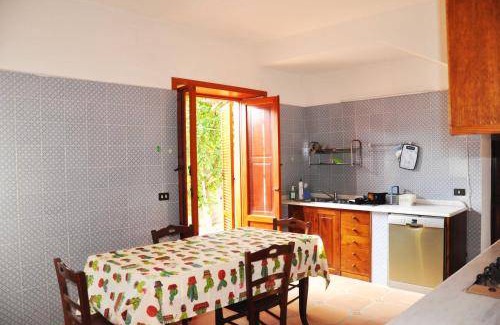 Milazzo Apartment | 120 m² Apartment ∙ 3 bedrooms ∙ 6 guests