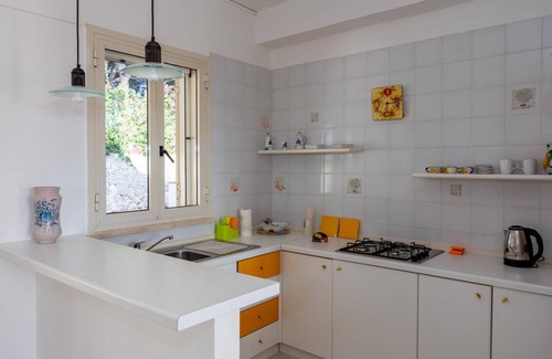 Isola House | 120 m² House ∙ 2 bedrooms ∙ 5 guests