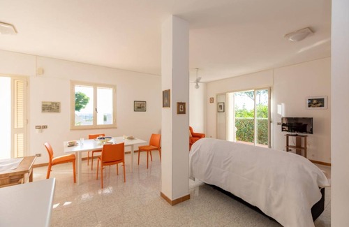 Isola House | 120 m² House ∙ 2 bedrooms ∙ 5 guests