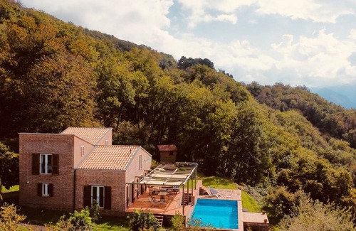 Castell'Umberto House | 120 m² House ∙ 3 bedrooms ∙ 6 guests