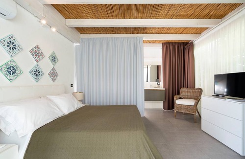Noto Marina Villa | 120 m² Villa ∙ 3 bedrooms ∙ 6 guests