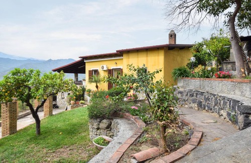 Gaggi House | 130 m² House ∙ 3 bedrooms ∙ 6 guests