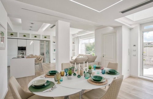 Catenanuova House | 130 m² House ∙ 3 bedrooms ∙ 6 guests