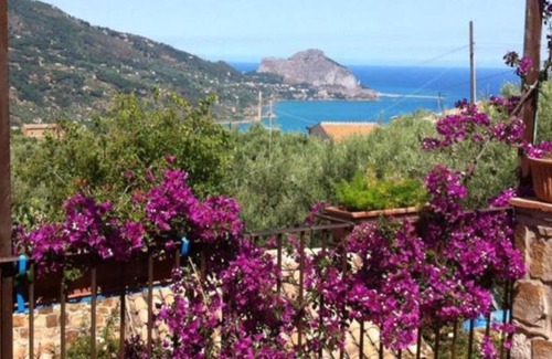 Sant'Ambrogio House | 130 m² House ∙ 4 bedrooms ∙ 8 guests