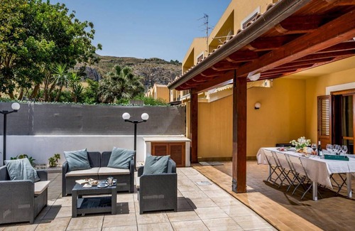Valderice Villa | 130 m² Villa ∙ 3 bedrooms ∙ 6 guests